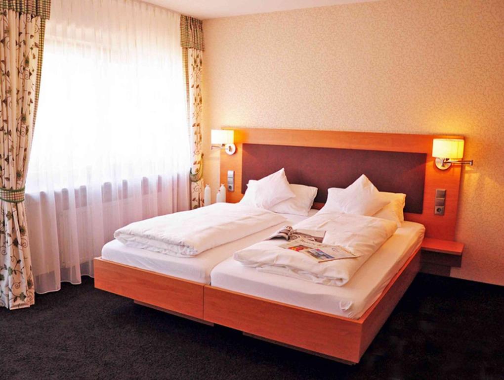Landgasthof zum Lamm Bahlingen  Zimmer foto